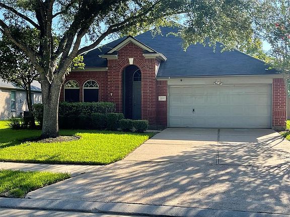 2nd image of 5002 Beechknoll Ln