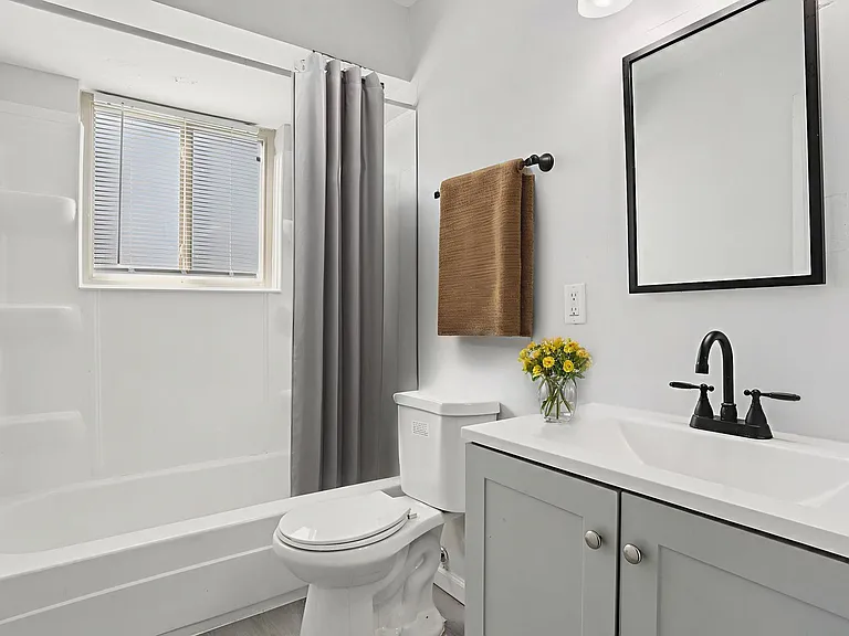 4120 Geraldine Ave #1 — Photo 9