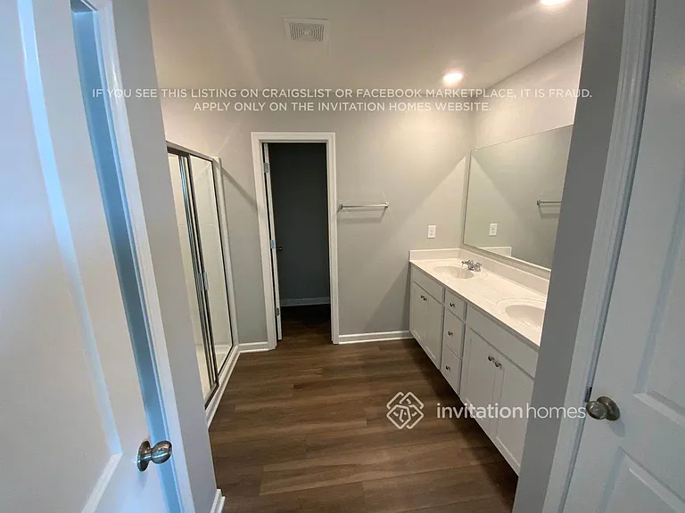 345 Amsterdam Way #257 — Photo 8