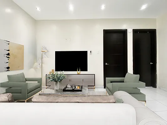 Rented by Voro NYC | media 15