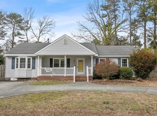 46 Green Oaks Rd, Newport News, VA 23601