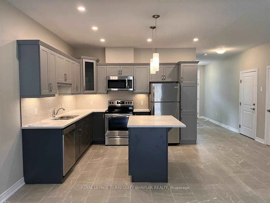 3 bed, $2,650 — Photo 4