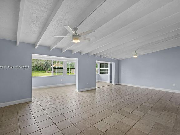 3rd image of 1719 E Recreation Dr