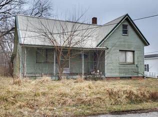 504 W Hackberry St, Fayette, MO 65248