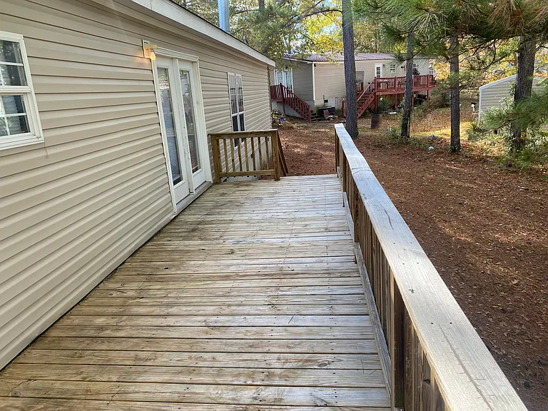 Thomas Field Rd SE — Photo 13