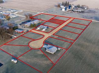 405 3rd St NW, Adams, MN 55909