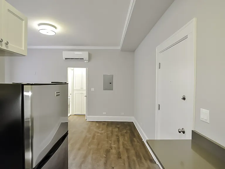 817 W Lakeside Pl #906 — Photo 6