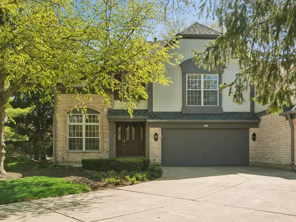 525 Cherbourg Dr, Buffalo Grove, IL 60089