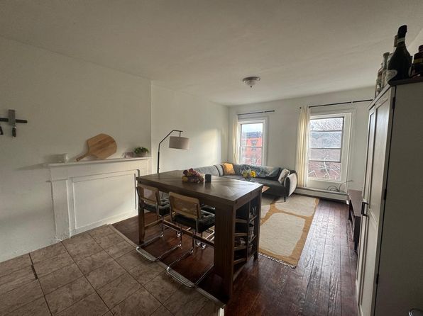 15 Willoughby Ave Floor 3