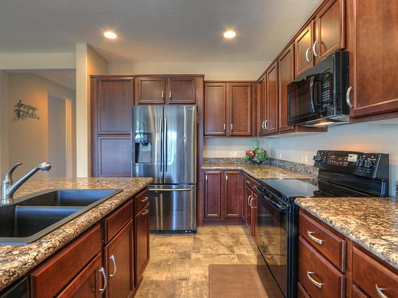 4th image of 4321 W Agave Ave