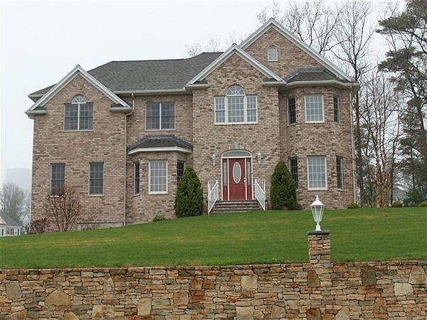 EXTERIOR #1