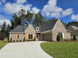 705 Bethesda Ct, Auburn, AL 36830