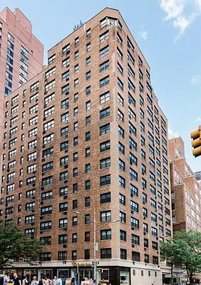 Rented by Luxus Manhattan Realty | media 55