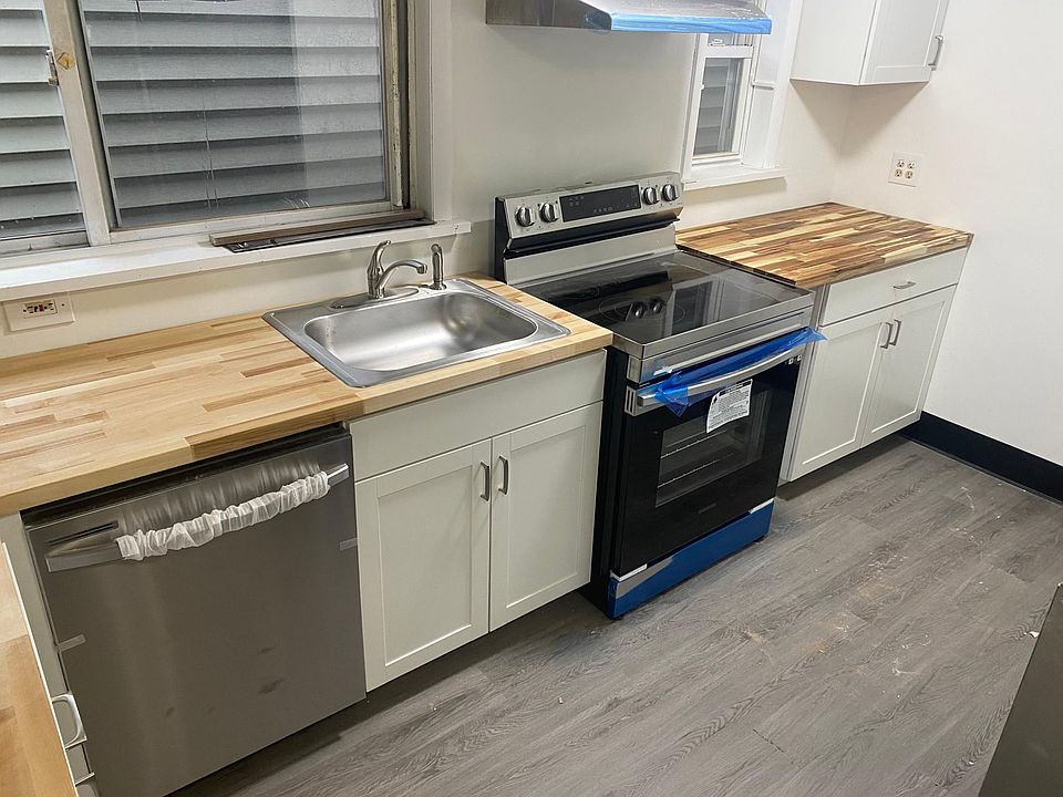 1600 Main St Pleasant Valley NY Zillow