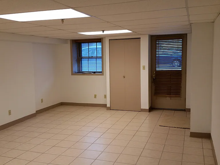112 E 5th Streetlower Level — Photo 8