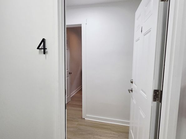 4 S 4th St #4