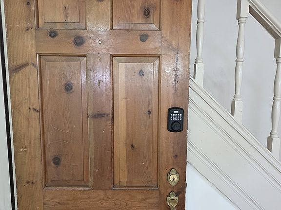 2nd image of 2911 Wood Pipe Ln APT C
