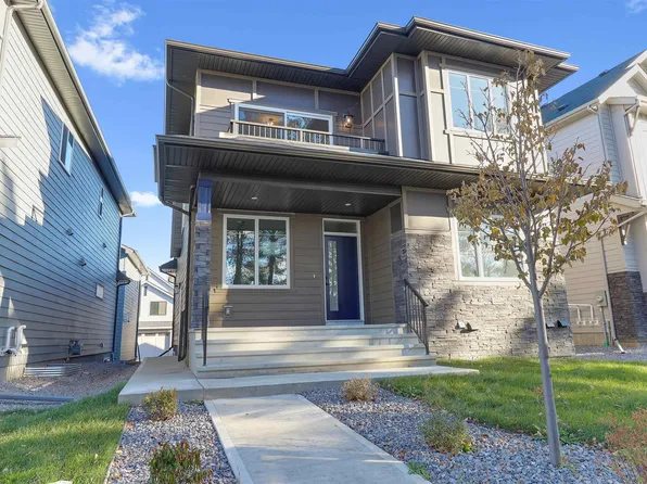 6125 Crawford Dr SW, Edmonton, AB T6W 4L8