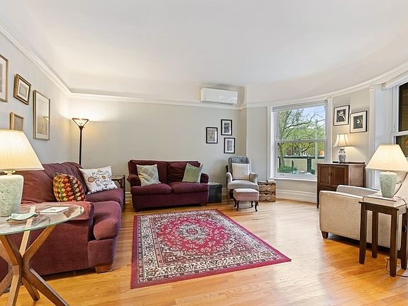 3rd image of 5011 S Dorchester Ave #1
