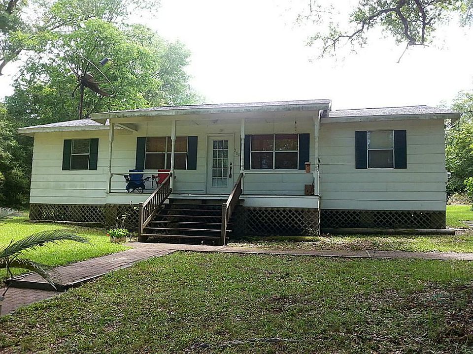 1st image of 384 Lucille Dr