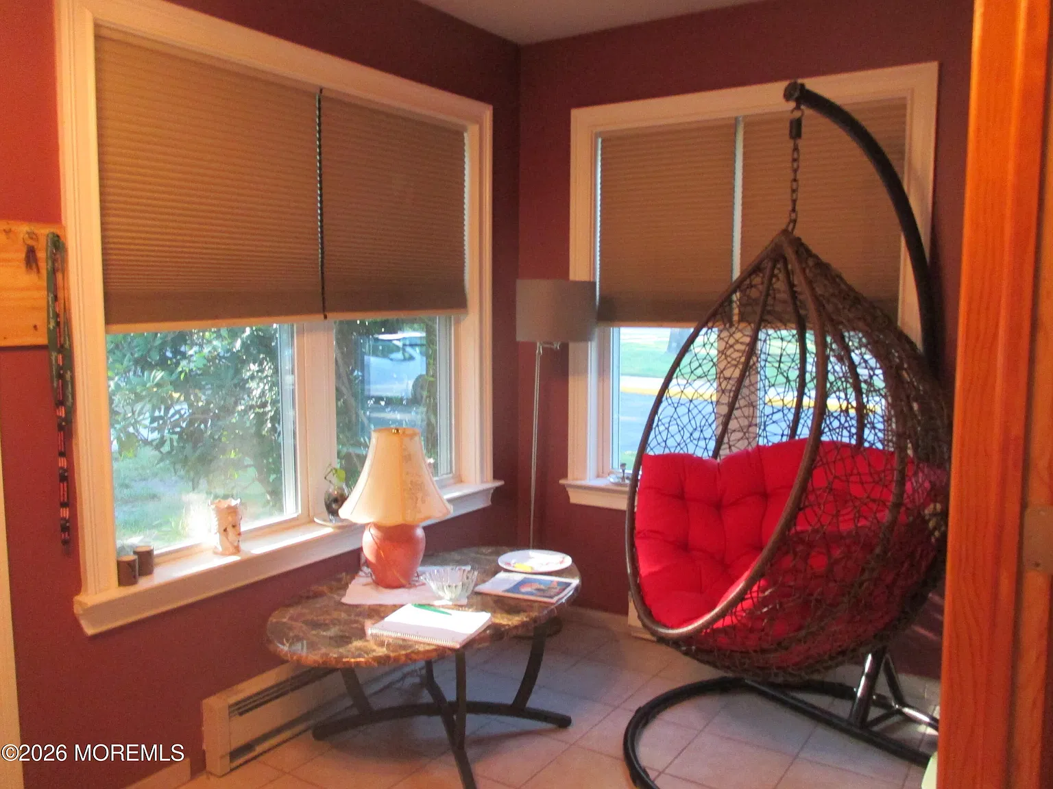 2 bed, 858 sqft, $1,800 — Photo 2