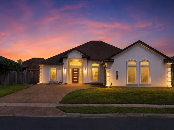 3626 Giants Dr, Corpus Christi, TX 78414