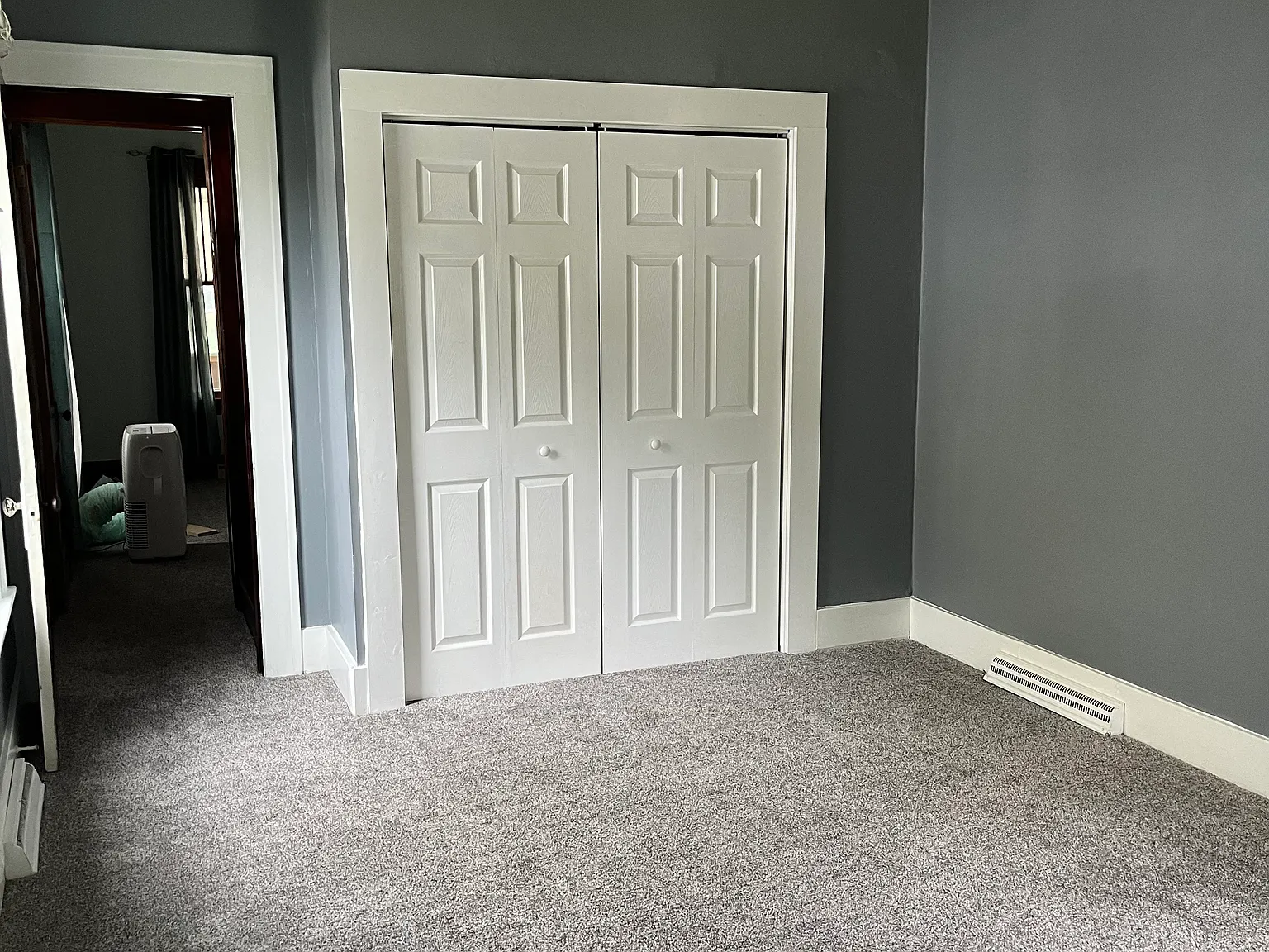 621 Spencer St NE — Photo 2