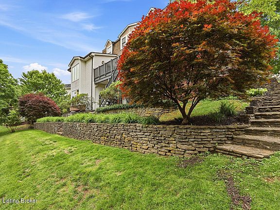 3rd image of 710 Daneshall Dr