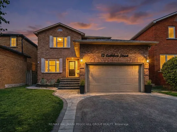 12 Cuthbert St, Barrie, ON L4N 6X7