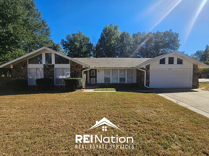6170 Live Oak Cv