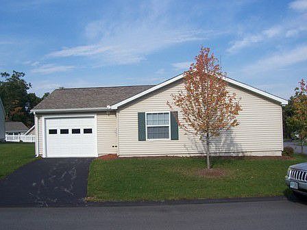 Side view of garage