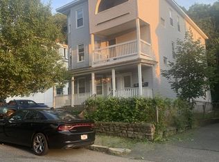 33 Oberlin St #1, Worcester, MA 01610