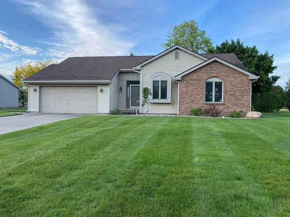 1287 Pinehurst Dr, Defiance, OH 43512