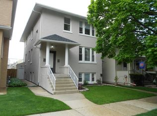 4938 W Berenice Ave, Chicago, IL 60641