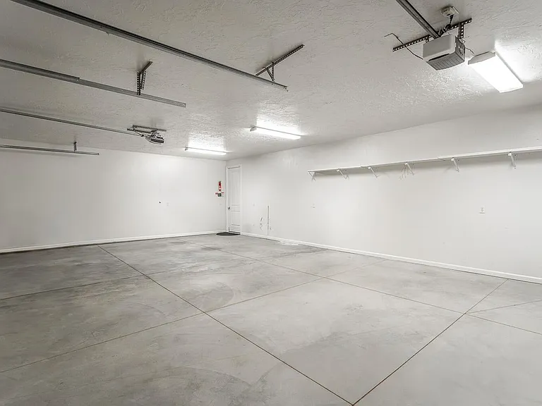 1788 S 140 W — Photo 31