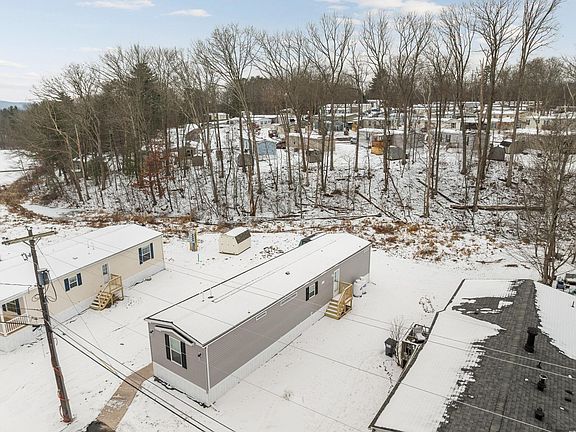 Exterior Image-1-REDMAN NORTHWOOD SW 18 Valley Stream