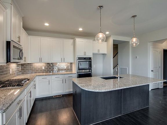 5th image of 49 Elliott Dr #49