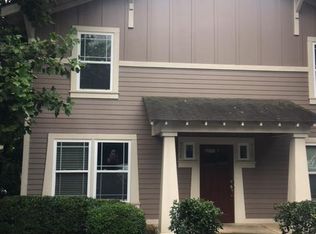 490 Barnett Shoals Rd APT 714, Athens, GA 30605