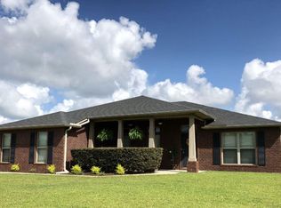 5436 Covered Bridge Ln, Pace, FL 32571