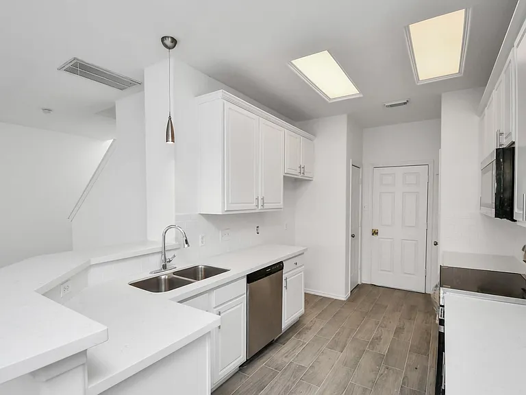 16850 Brooktondale Ct — Photo 17