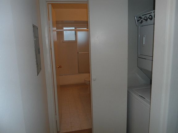 4th image of 8012 Nightingale Way