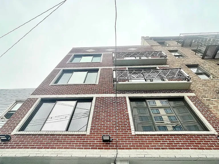27-14 39th Ave #4F — Photo 12