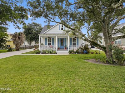 121 E 4th St, Long Beach, MS, 39560