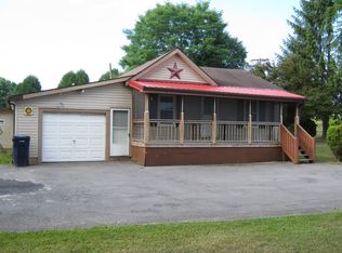 1936 Storms Rd, Lyons, NY 14489