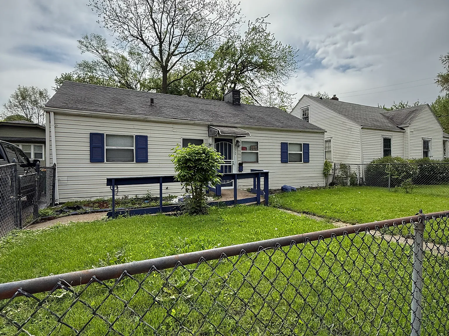 2 bed, 864 sqft, $895 — Photo 1