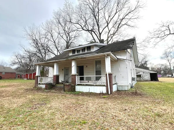 249 E Walnut St, Dyer, TN 38330