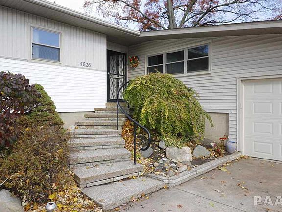 3rd image of 4626 N Lyndale Ter