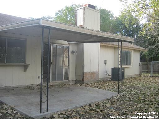 2nd image of 14103 QUEENS WAY