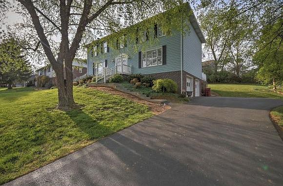1st image of 1507 Willowbrook Dr