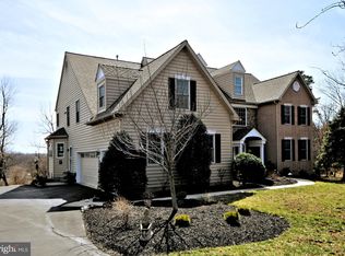 920 Red Stone Ln, Ambler, PA 19002